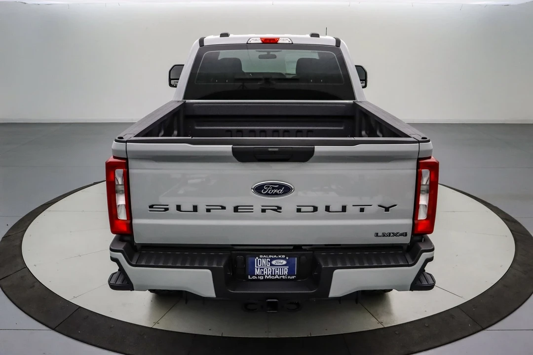 2025 Ford Super Duty 5th Gen - Image 7 of 21