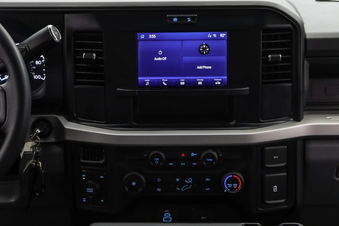 2025 Ford Super Duty 5th Gen - Image 19 of 21