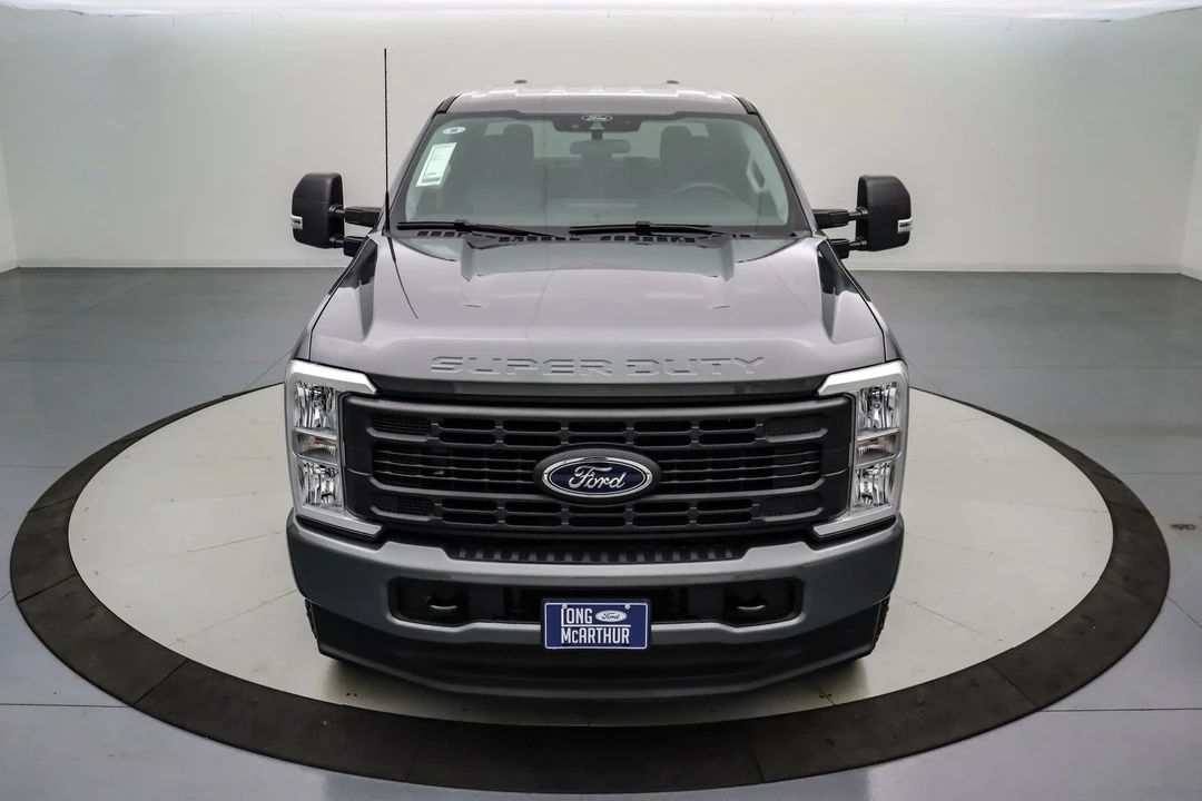 2025 Ford Super Duty 5th Gen - Image 12 of 21