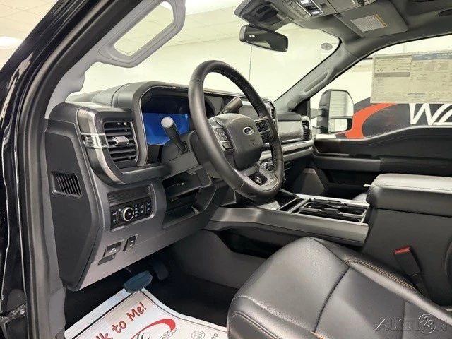 2025 Ford Super Duty 5th Gen - Image 10 of 12