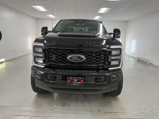 2025 Ford Super Duty 5th Gen - Image 2 of 12