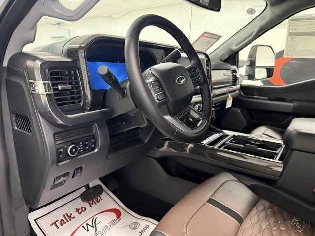 2025 Ford Super Duty 5th Gen - Image 12 of 12