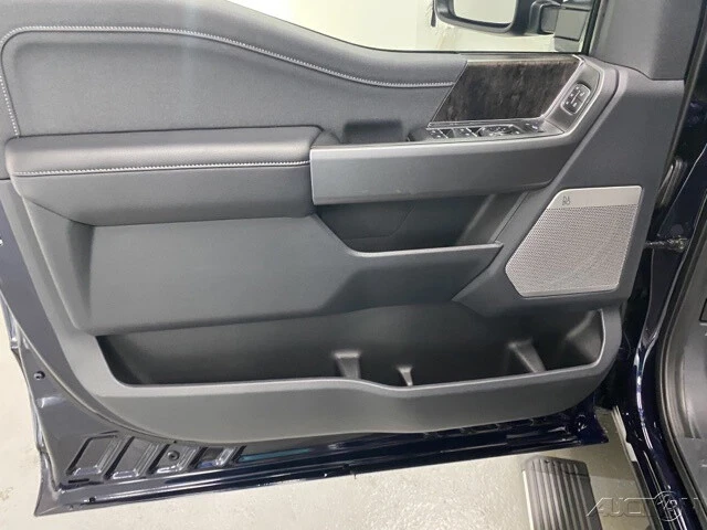2025 Ford Super Duty 5th Gen - Image 9 of 12