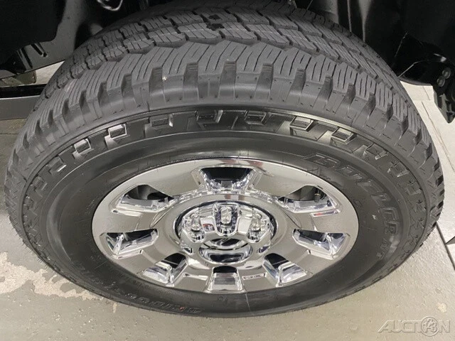 2025 Ford Super Duty 5th Gen - Image 4 of 12
