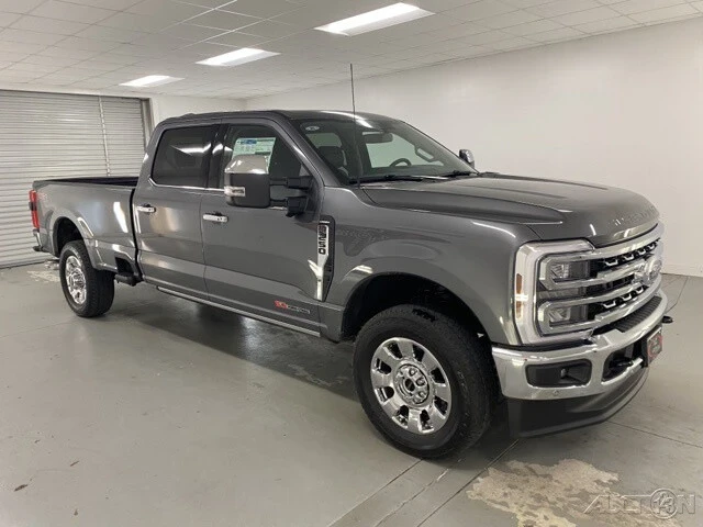 2025 Ford Super Duty 5th Gen - Image 3 of 12