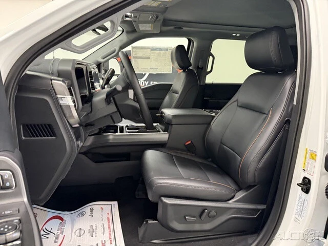 2025 Ford Super Duty 5th Gen - Image 9 of 12
