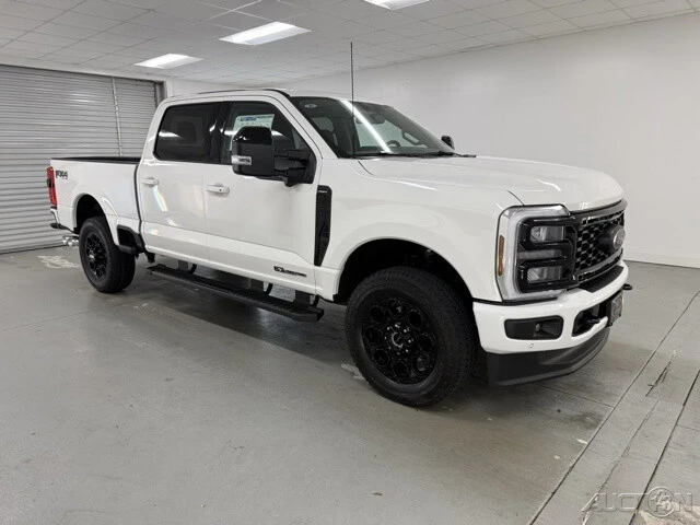 2025 Ford Super Duty 5th Gen - Image 3 of 12
