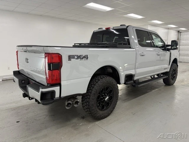 2025 Ford Super Duty 5th Gen - Image 5 of 12
