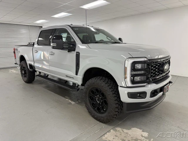 2025 Ford Super Duty 5th Gen - Image 3 of 12
