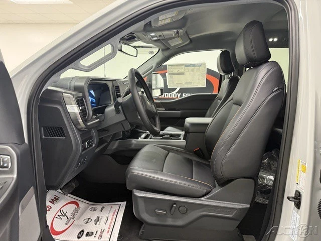2025 Ford Super Duty 5th Gen - Image 8 of 12