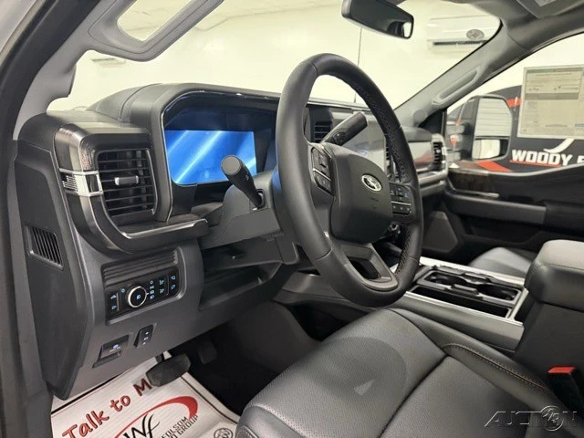 2025 Ford Super Duty 5th Gen - Image 9 of 12