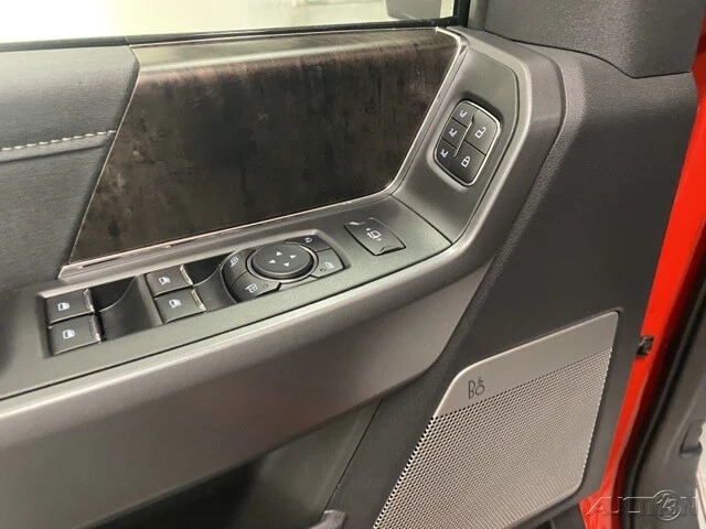 2025 Ford Super Duty 5th Gen - Image 11 of 12