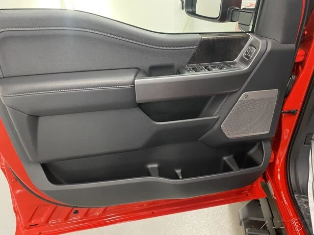 2025 Ford Super Duty 5th Gen - Image 10 of 12