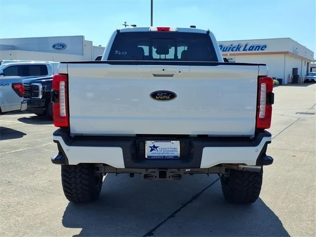 2025 Ford Super Duty 5th Gen - Image 7 of 10