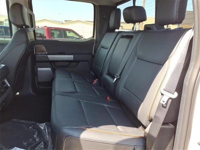 2025 Ford Super Duty 5th Gen - Image 4 of 10