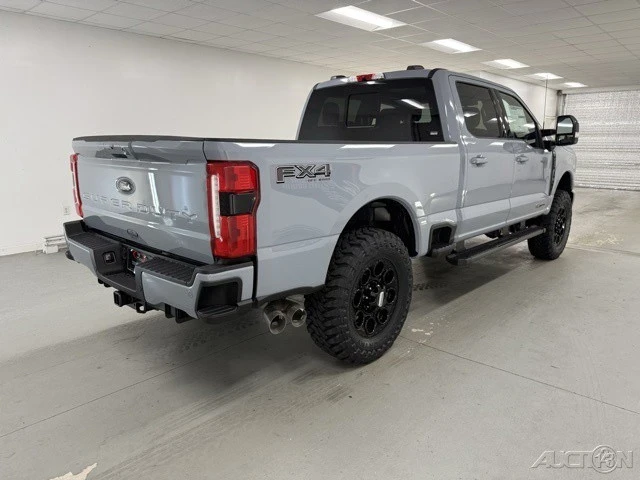 2025 Ford Super Duty 5th Gen - Image 5 of 12