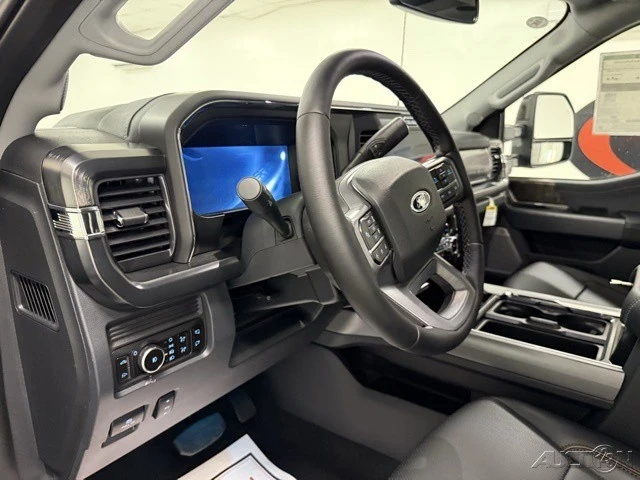 2025 Ford Super Duty 5th Gen - Image 10 of 12