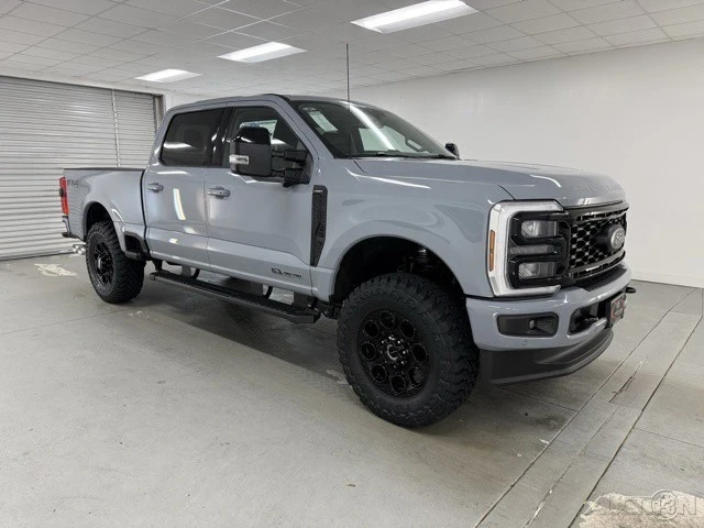 2025 Ford Super Duty 5th Gen - Image 3 of 12