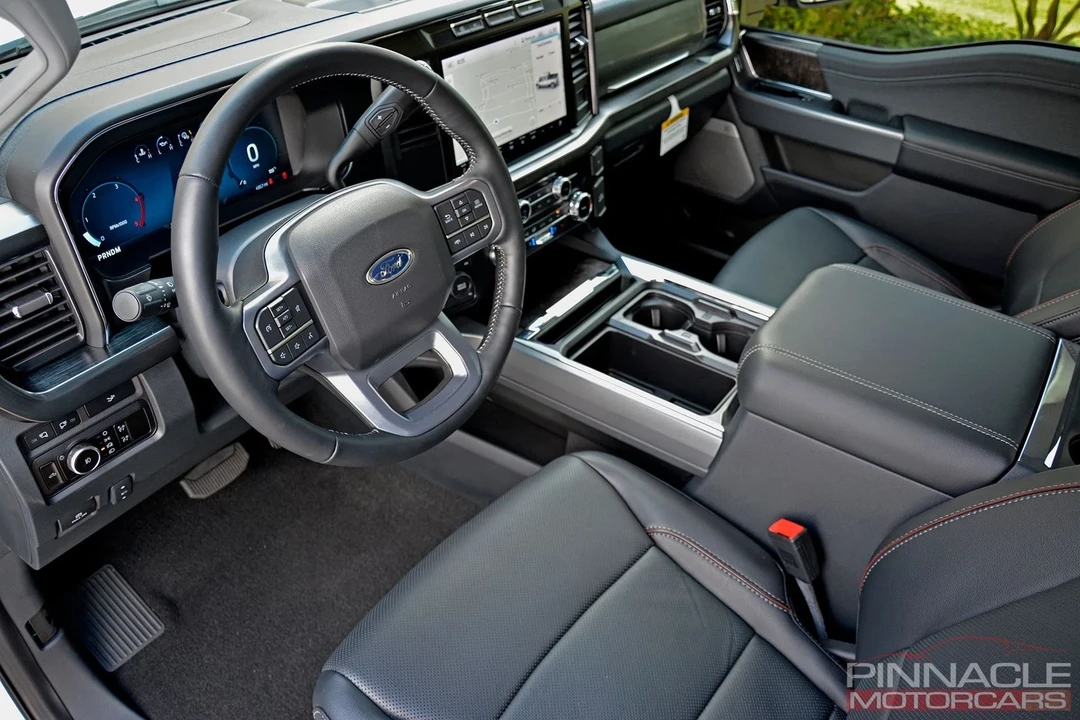 2025 Ford Super Duty 5th Gen - Image 14 of 21