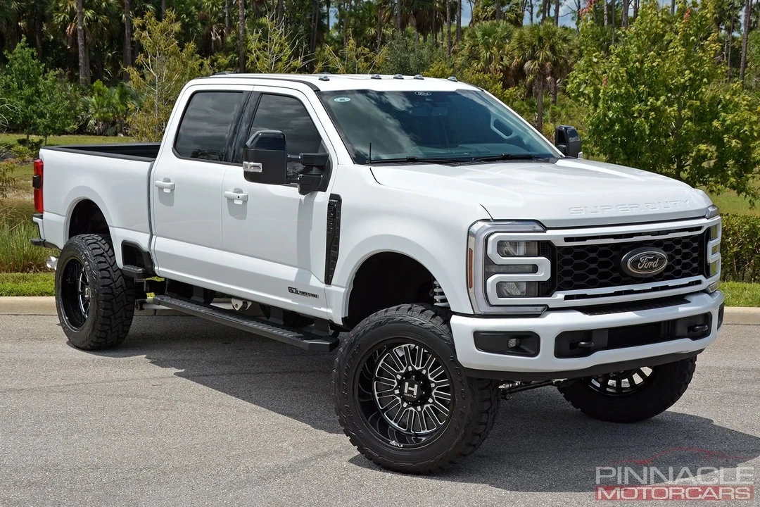 2025 Ford Super Duty 5th Gen - Image 3 of 21