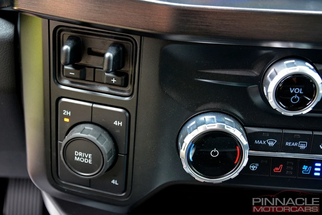 2025 Ford Super Duty 5th Gen - Image 20 of 21