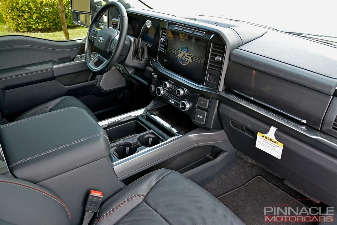 2025 Ford Super Duty 5th Gen - Image 18 of 21