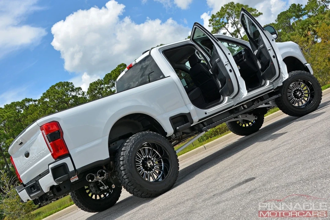 2025 Ford Super Duty 5th Gen - Image 11 of 21