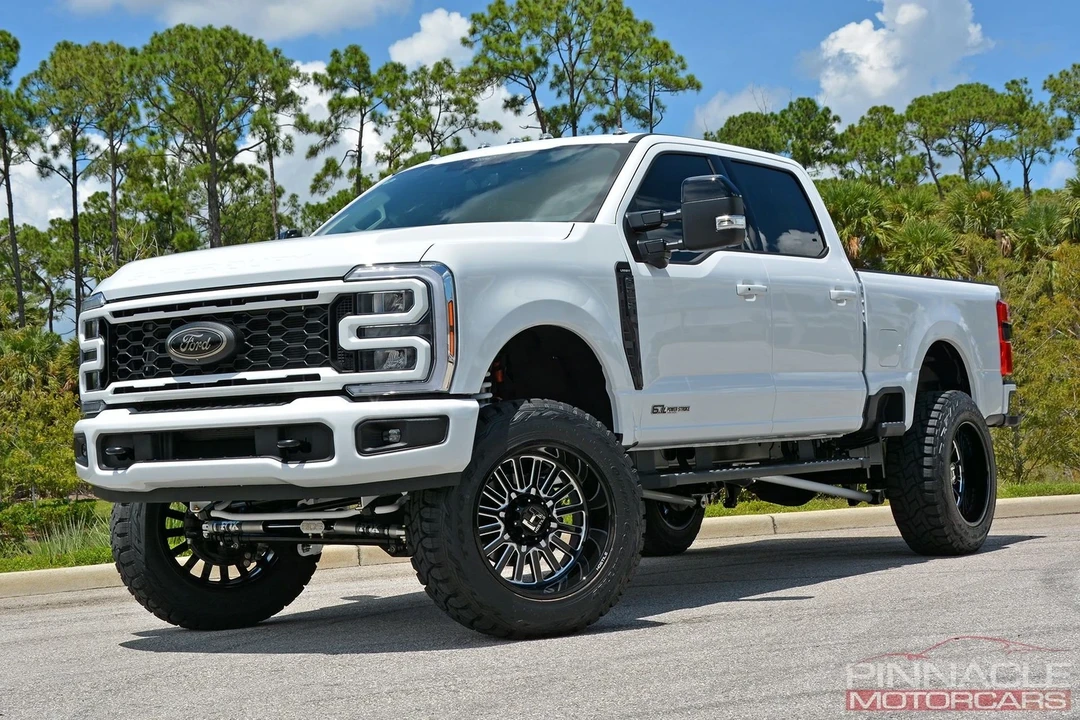 2025 Ford Super Duty 5th Gen - Image 4 of 21