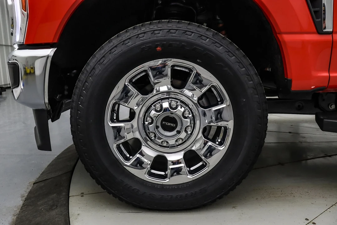 2025 Ford Super Duty 5th Gen - Image 12 of 21