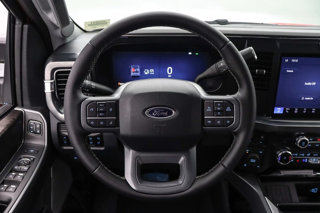 2025 Ford Super Duty 5th Gen - Image 16 of 21