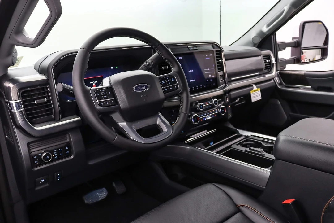 2025 Ford Super Duty 5th Gen - Image 15 of 21