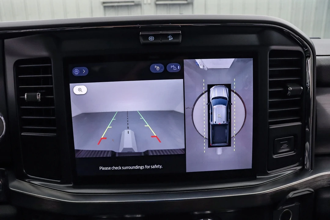 2025 Ford Super Duty 5th Gen - Image 19 of 21