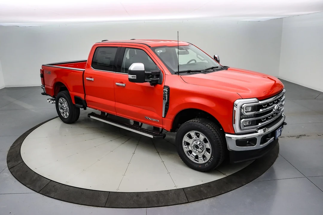 2025 Ford Super Duty 5th Gen - Image 2 of 21