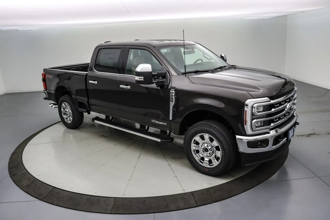 2025 Ford Super Duty 4th Gen - Image 2 of 21