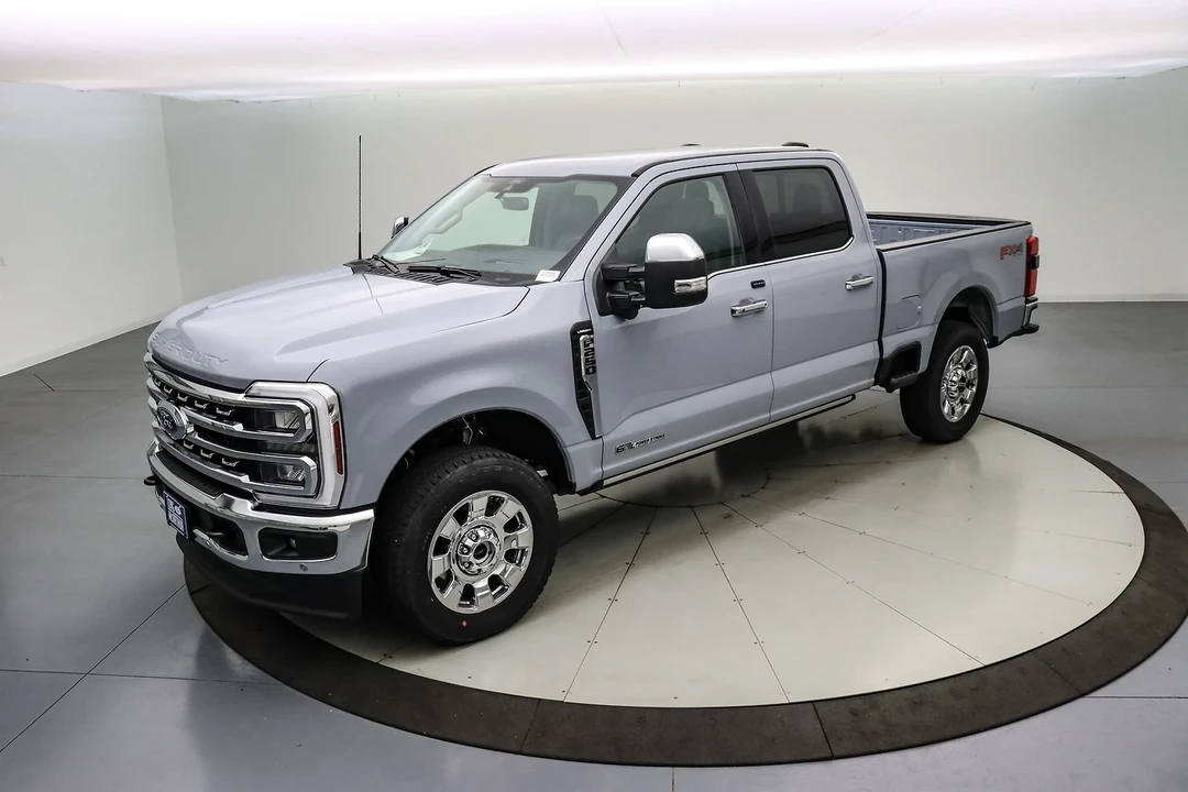 2025 Ford Super Duty 5th Gen - Image 10 of 21