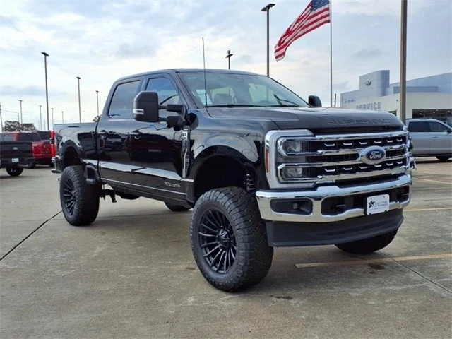 2025 Ford Super Duty 5th Gen - Image 7 of 10