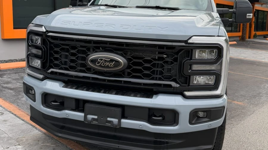 2025 Ford Super Duty 5th Gen - Image 4 of 12