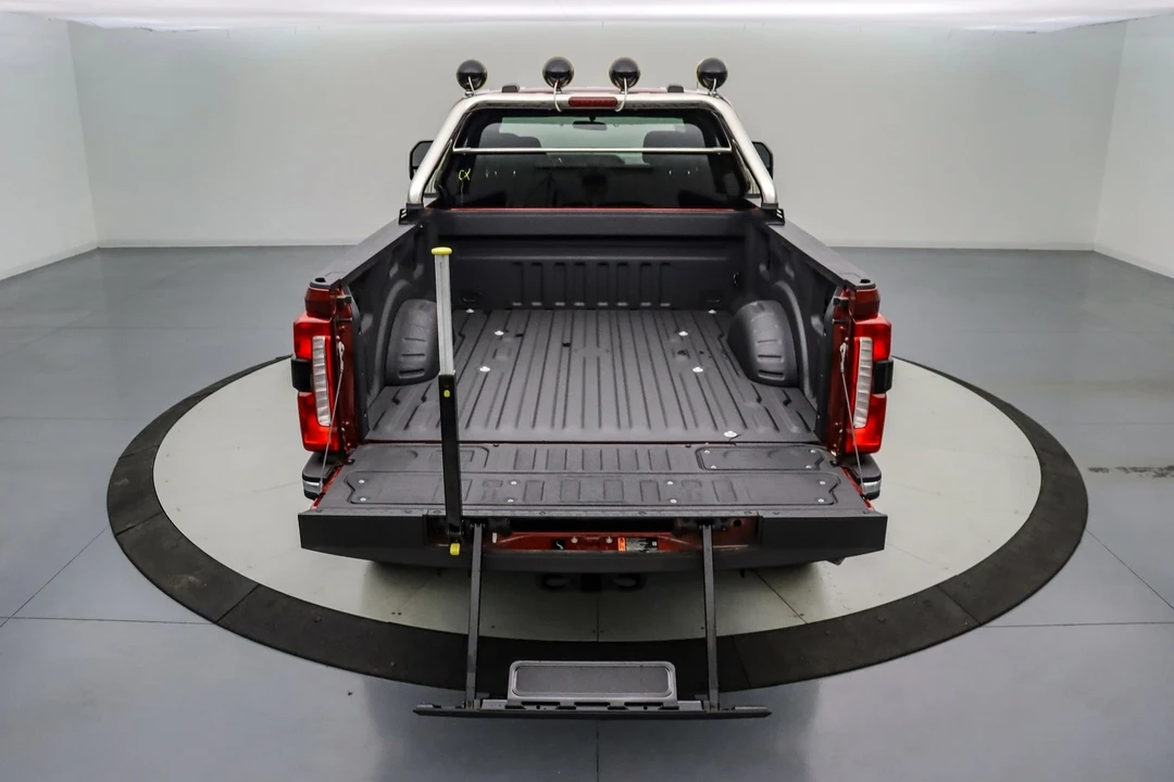 2025 Ford Super Duty 5th Gen - Image 8 of 21
