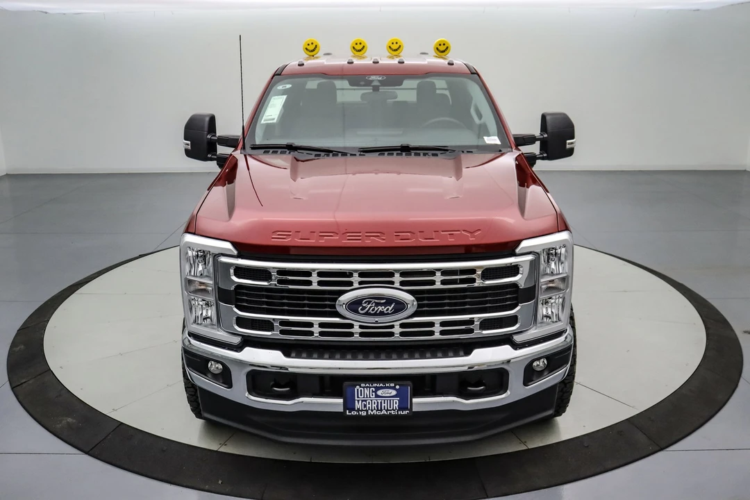 2025 Ford Super Duty 5th Gen - Image 12 of 21