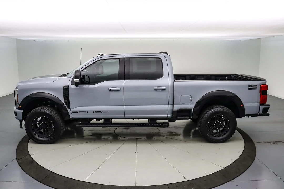 2025 Ford Super Duty 5th Gen - Image 10 of 21