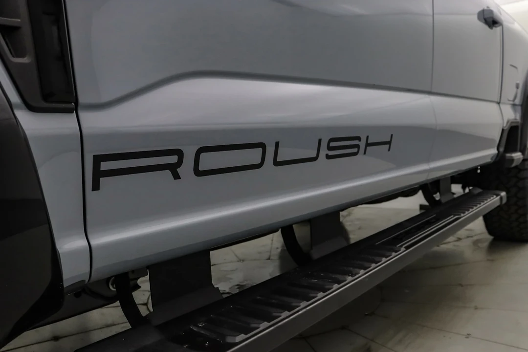 2025 Ford Super Duty 5th Gen - Image 18 of 21