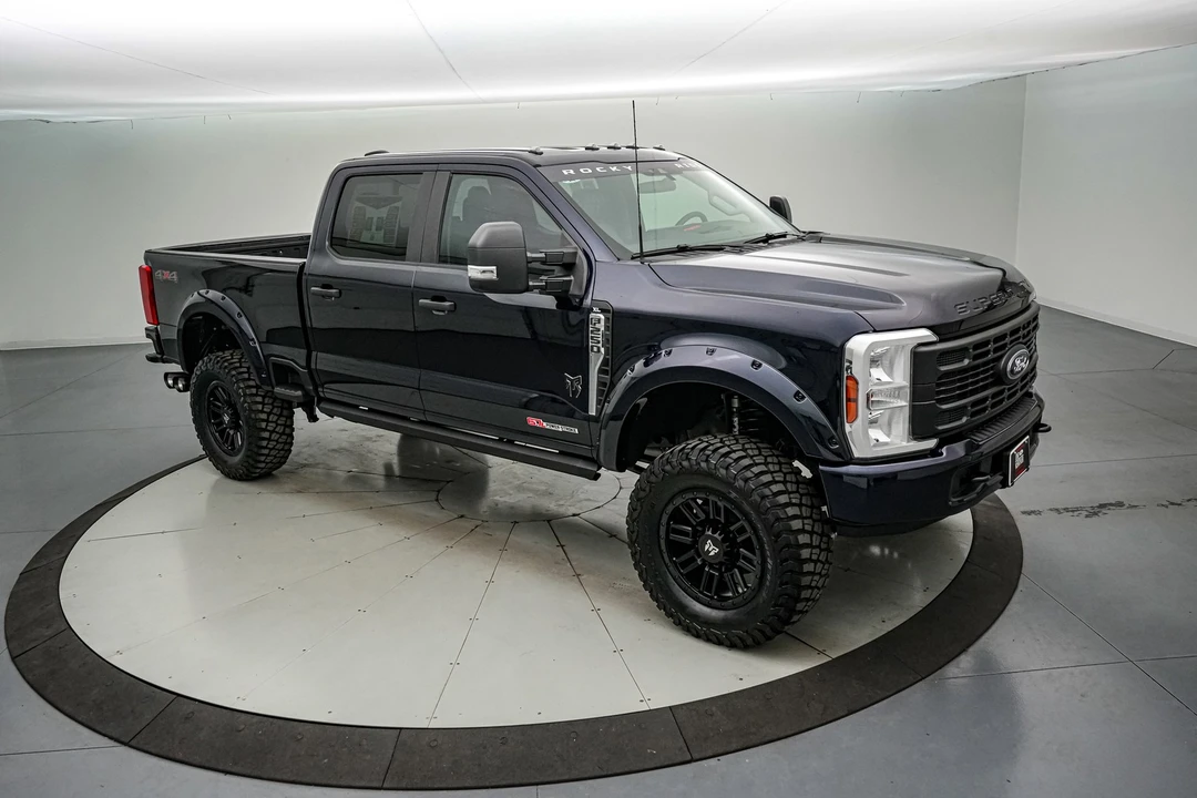 2025 Ford Super Duty 5th Gen - Image 4 of 21