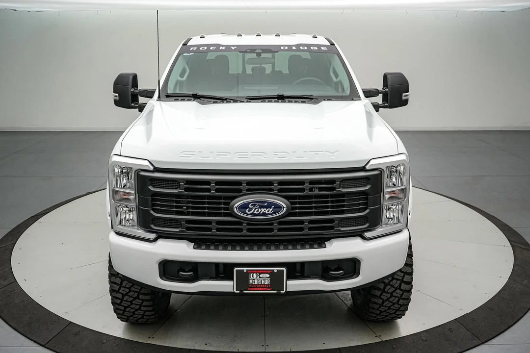 2025 Ford Super Duty 5th Gen - Image 12 of 21