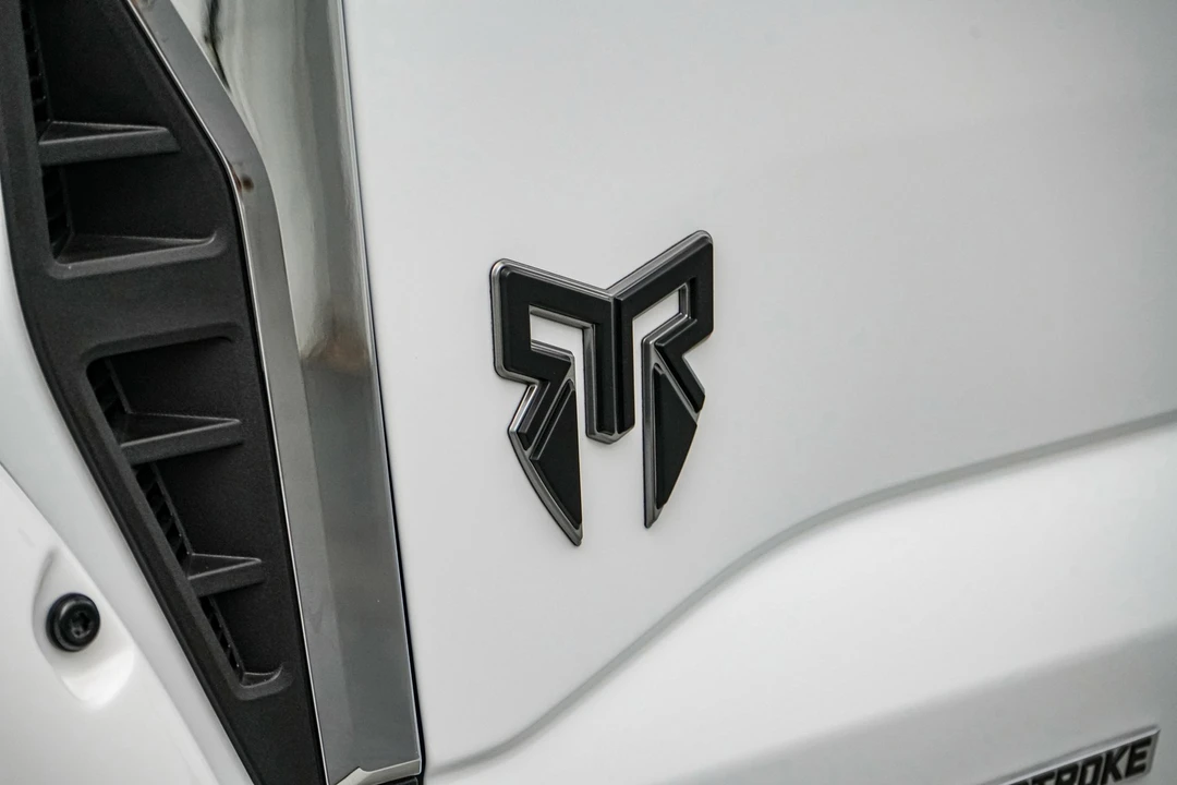 2025 Ford Super Duty 5th Gen - Image 18 of 21