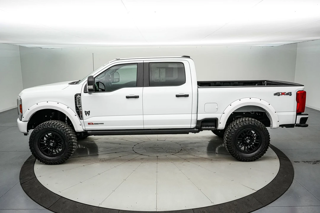 2025 Ford Super Duty 5th Gen - Image 10 of 21