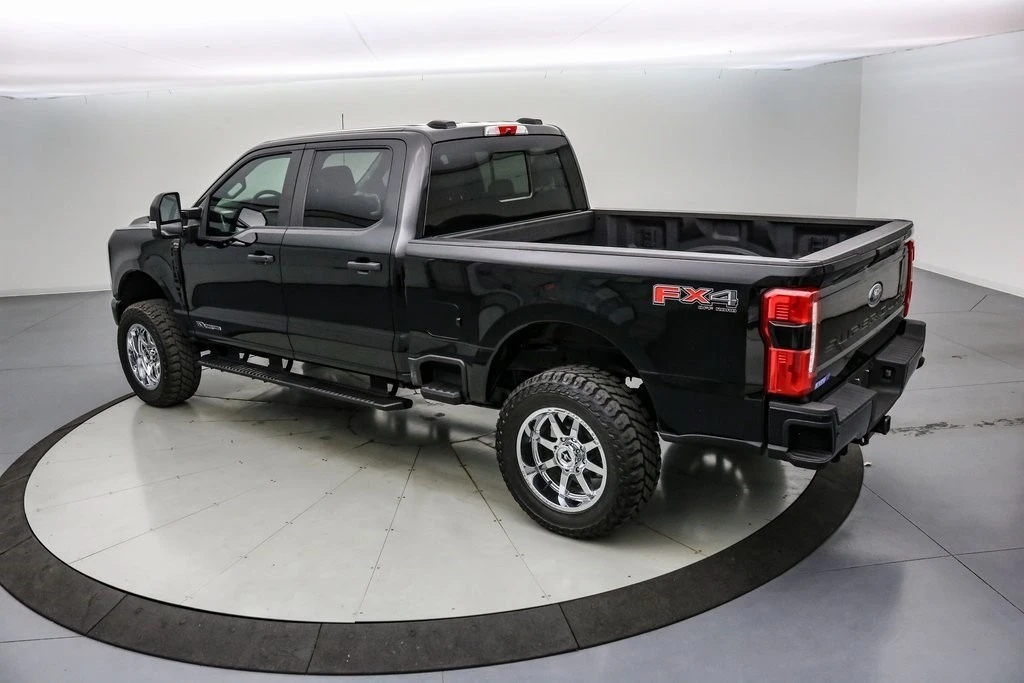 2025 Ford Super Duty 5th Gen - Image 8 of 21