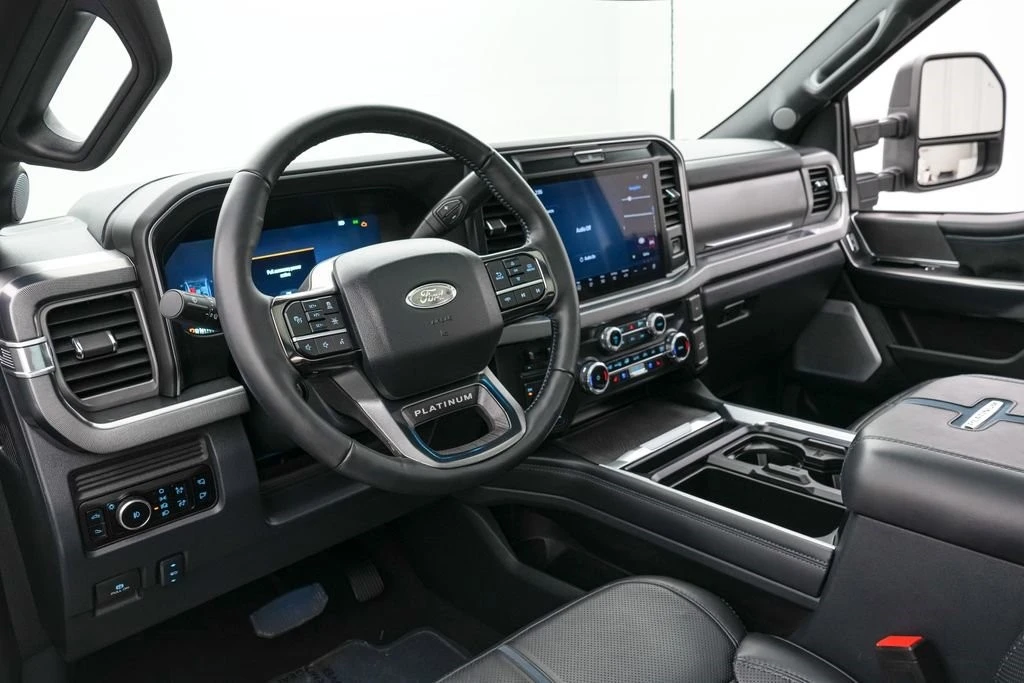 2025 Ford Super Duty 5th Gen - Image 17 of 21