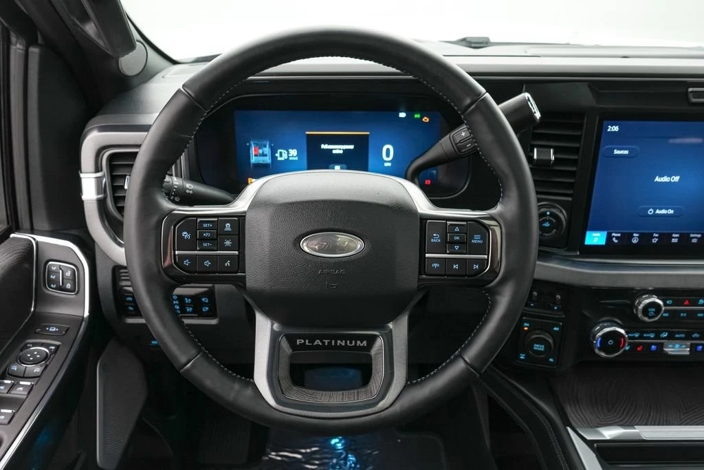 2025 Ford Super Duty 5th Gen - Image 18 of 21