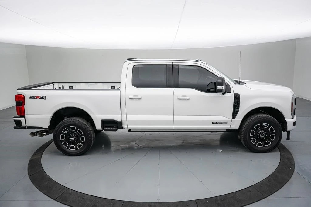 2025 Ford Super Duty 5th Gen - Image 4 of 21