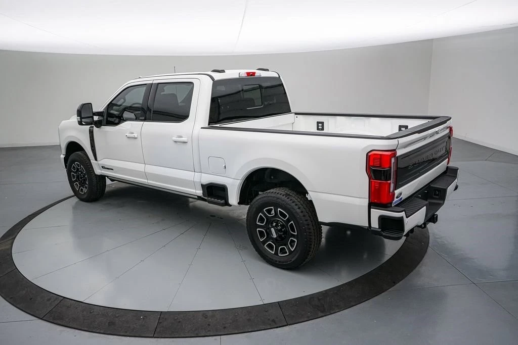 2025 Ford Super Duty 5th Gen - Image 8 of 21